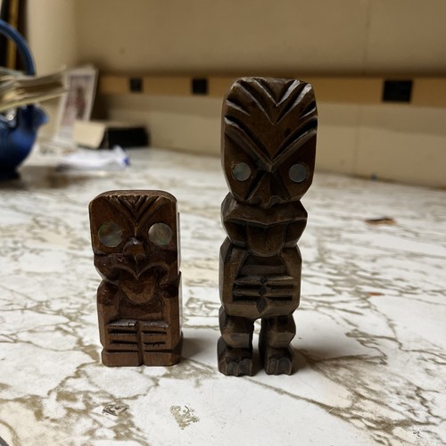 Pair maori hand - pair,